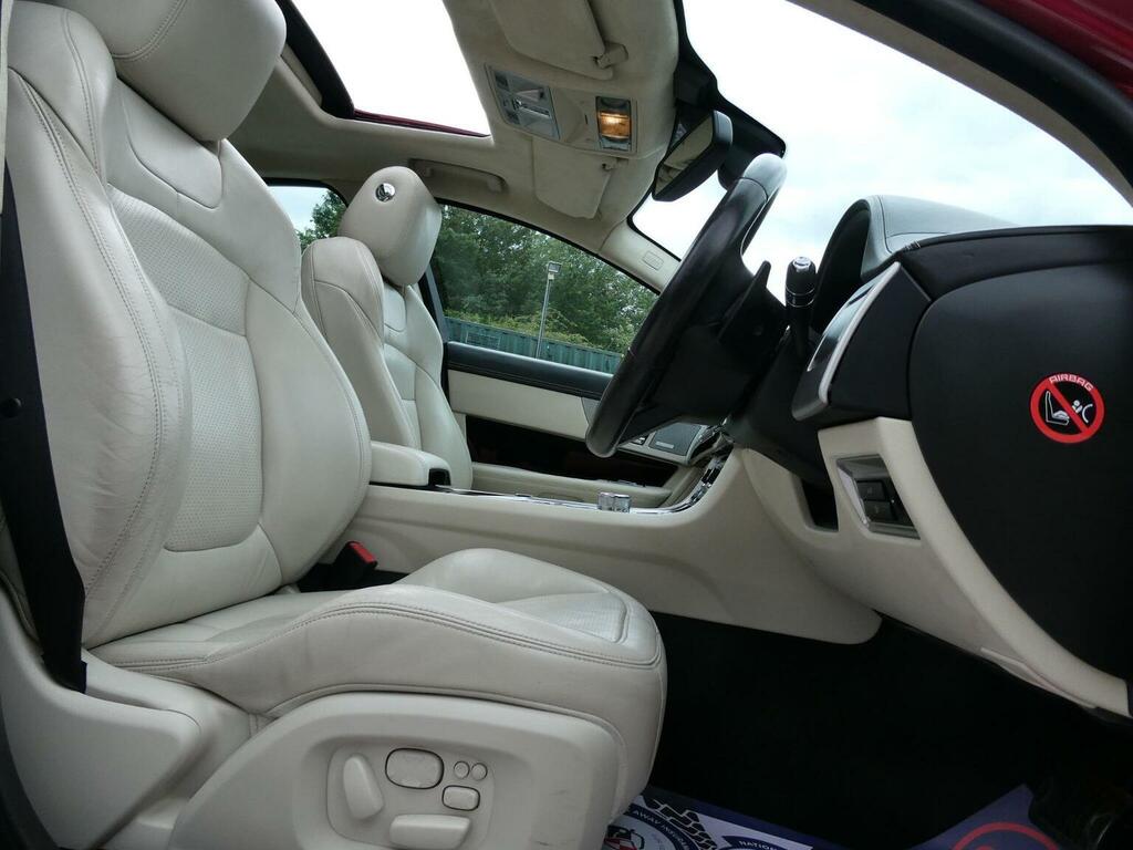 Jaguar XF Saloon 3.0D S V6 Portfolio Euro 5 20121 Red #4