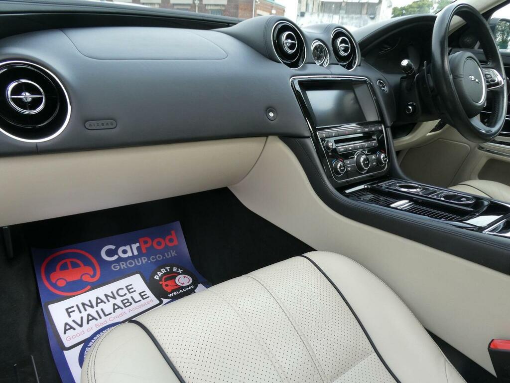 Jaguar XJ 3.0D V6 Portfolio Saloon Euro 5 S Blue #47