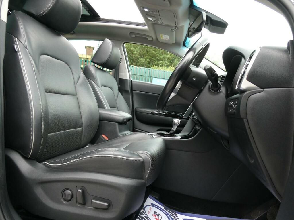Kia Sportage Suv 1.6 Crdi 4 Dct Euro 6 Ss 201919 RK19VUJ Grey #4