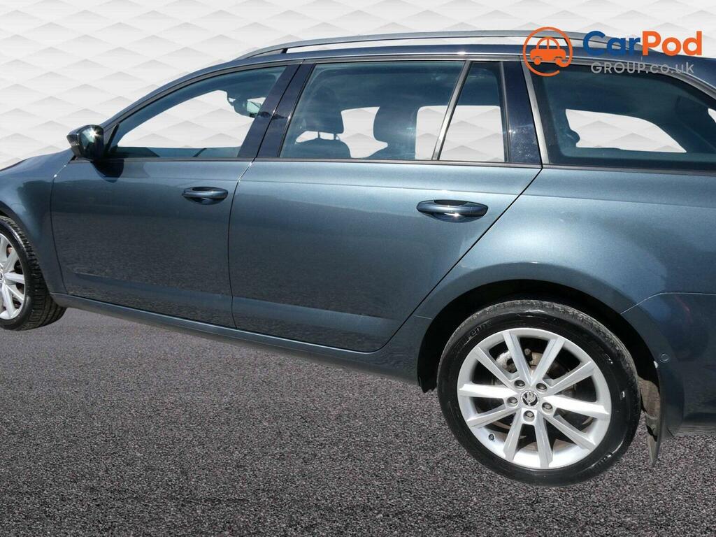 Skoda Octavia Hatchback Black #47