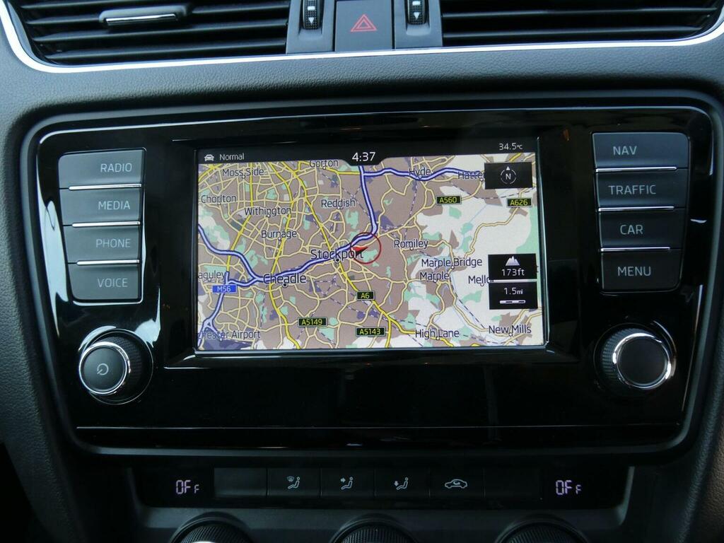 Skoda Octavia Hatchback Black #8