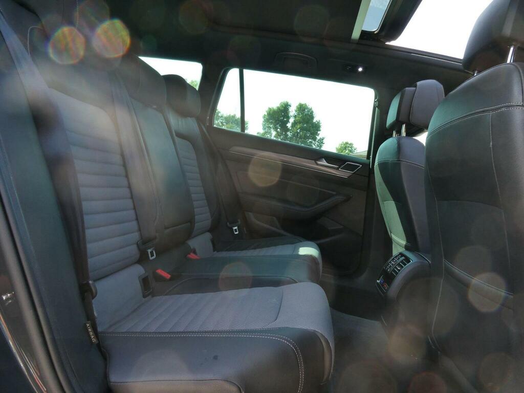 Volkswagen Passat 2017 Black #34