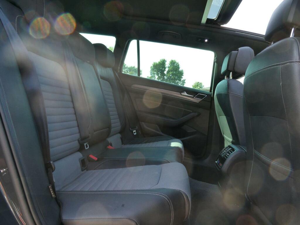 Volkswagen Passat 2017 Black #29
