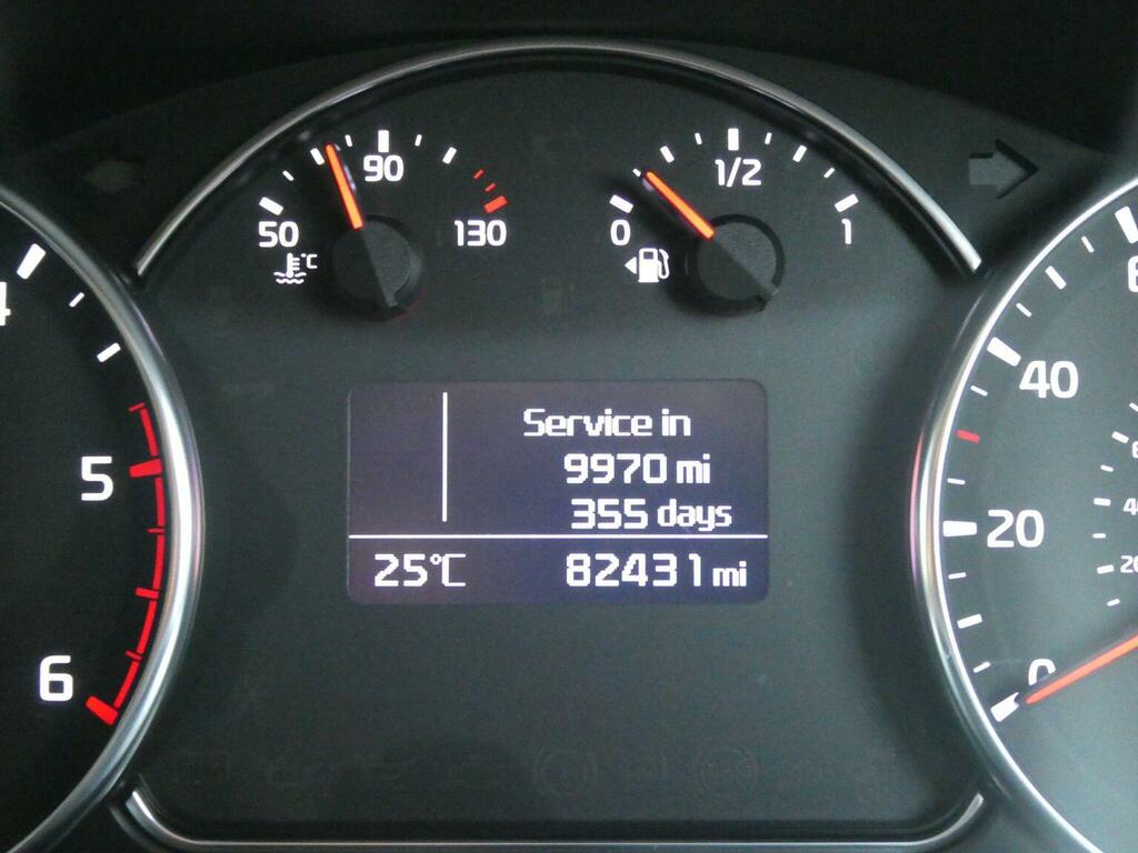 Kia Carens 3 Silver #7