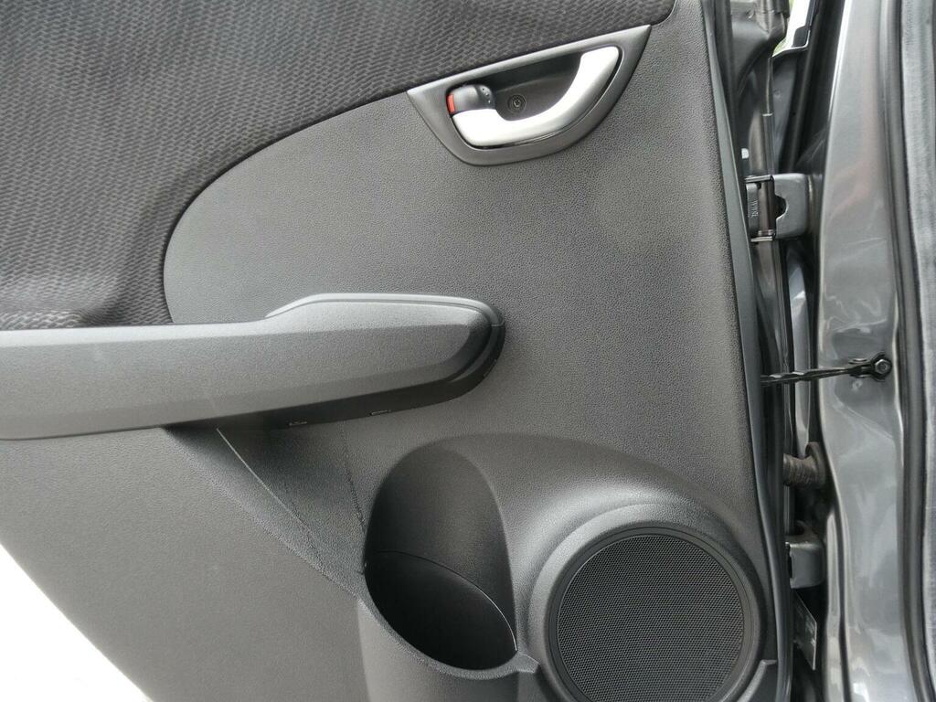Honda Jazz 1.4 I-vtec Es Plus Cvt Hatchback Blue #34