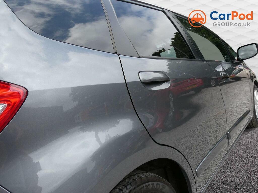 Honda Jazz 1.4 I-vtec Es Plus Cvt Hatchback Blue #36