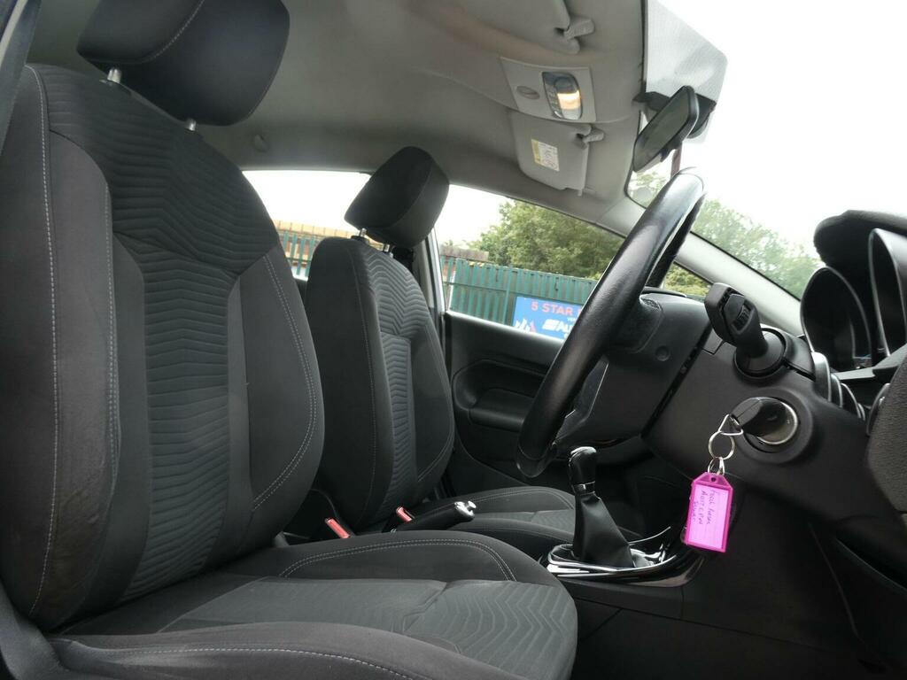 Ford Fiesta 1.25 Zetec Euro 6 Silver #4