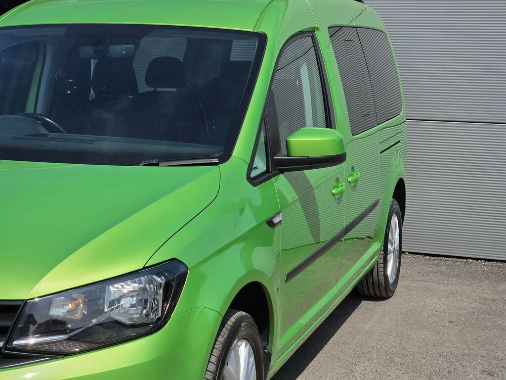 Volkswagen Caddy Maxi Life Mpv 2.0 Tdi Euro 6 Ss 202020 MA20AUE Green #4