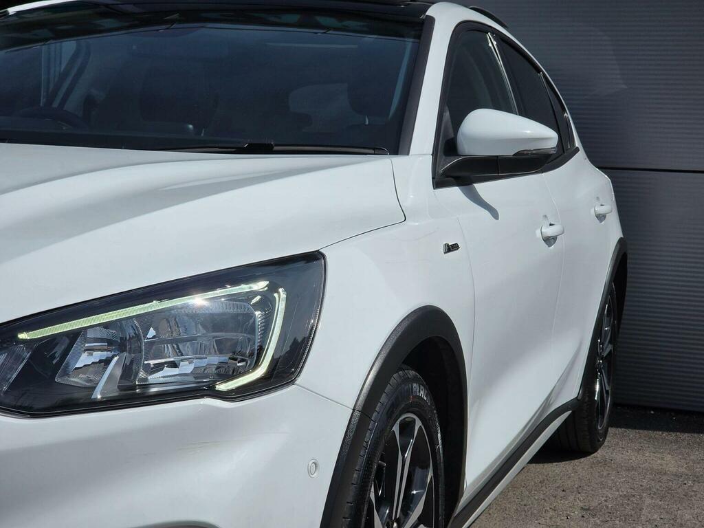 Ford Focus 1.0T Ecoboost Active X Euro 6 Ss White #4