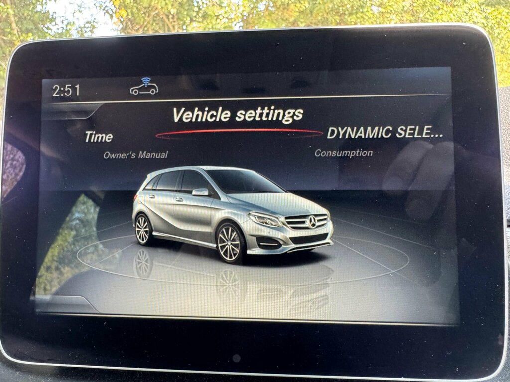 Mercedes-Benz B Class Automatic White #28