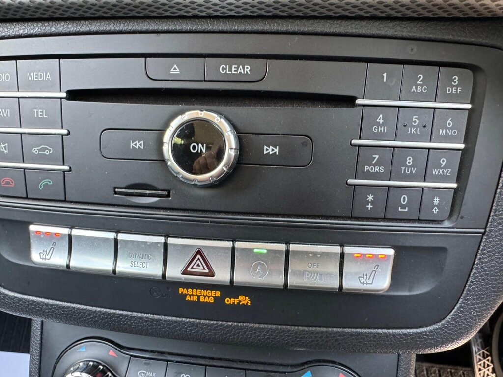 Mercedes-Benz B Class Automatic White #32