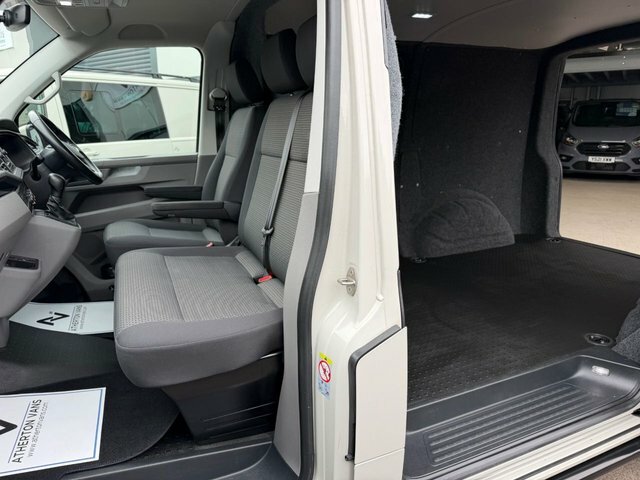 Volkswagen Transporter 2.0 Tdi T32 Highline Panel Van Dsg Fwd Silver #31