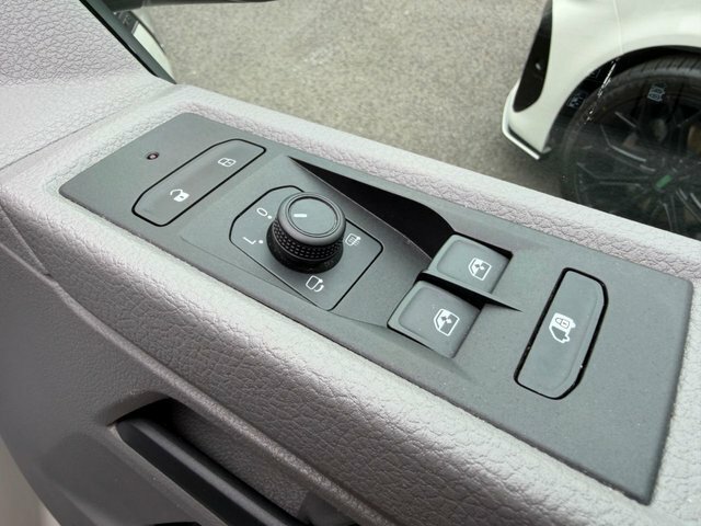 Volkswagen Transporter 2.0 Tdi T32 Highline Panel Van Dsg Fwd Silver #33