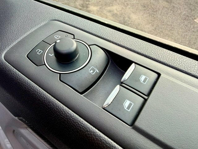Ford Transit Custom 320 65Kwh Sport Panel Van L1 H1 Blue #43