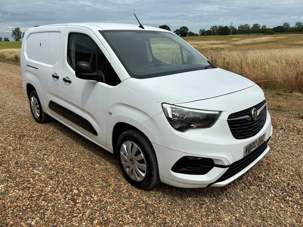 Vauxhall Combo 1.5 Turbo D 2300 Sportive L2 H1 Euro 6 Ss White #6