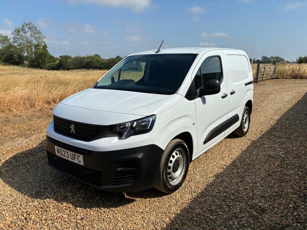 Peugeot Partner 1.5 Bluehdi 1000 Professional Premium Standard P White #3