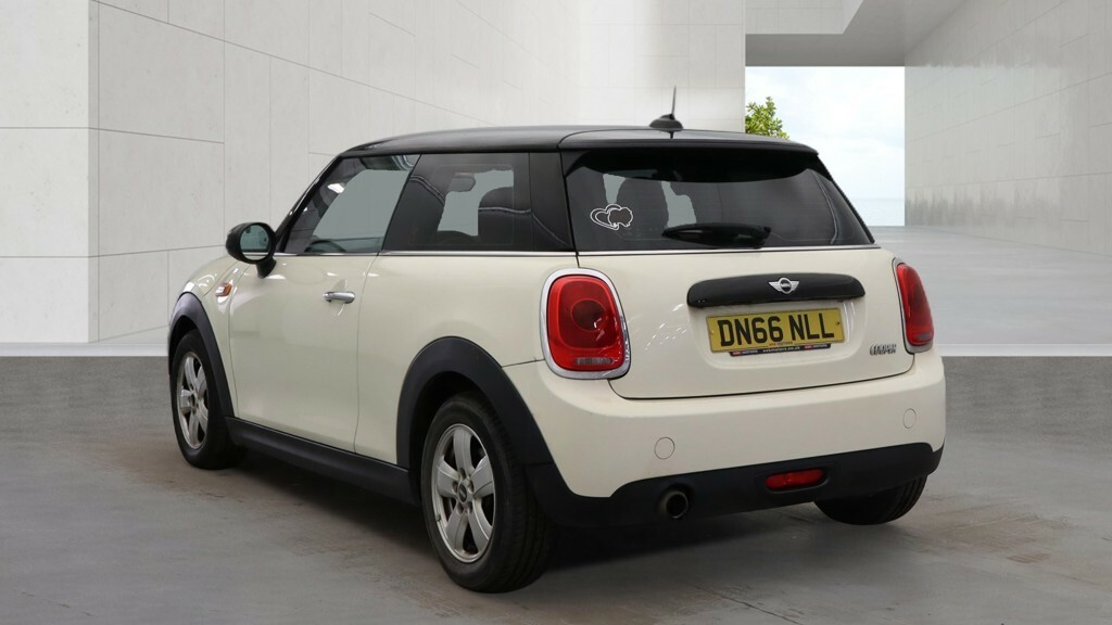 Mini Hatch 1.5 Cooper 3-Door Hatch DN66NLL White #4