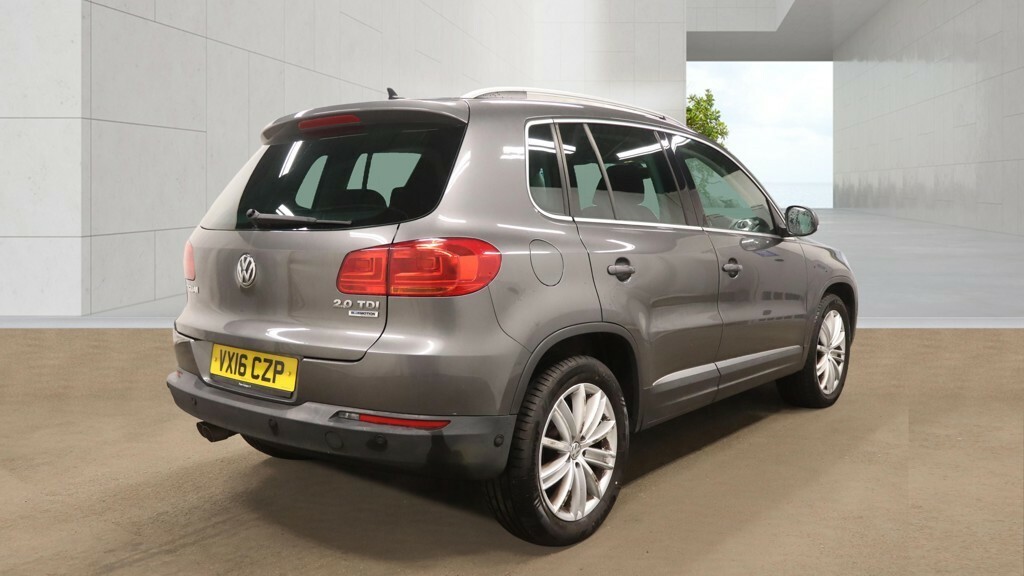 Volkswagen Tiguan 2.0 Tdi Bluemotion Tech Match Edition Grey #3