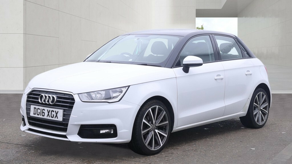 Audi A1 1.0 Tfsi Sport White #6