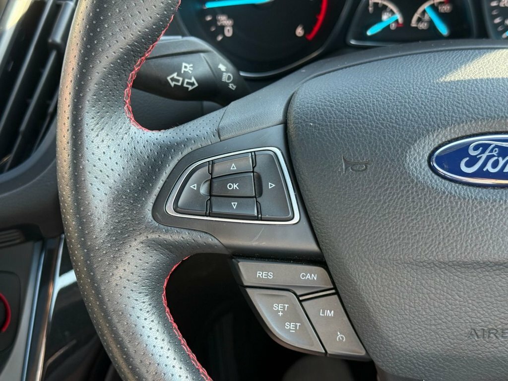 Ford Kuga Blue #24