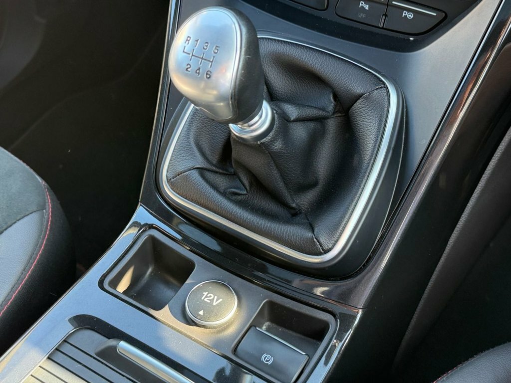 Ford Kuga Blue #23