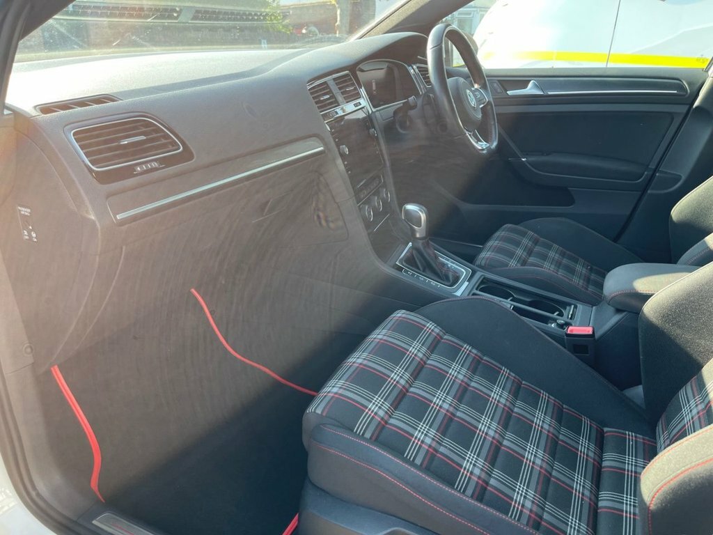 Volkswagen Golf Match Silver #15