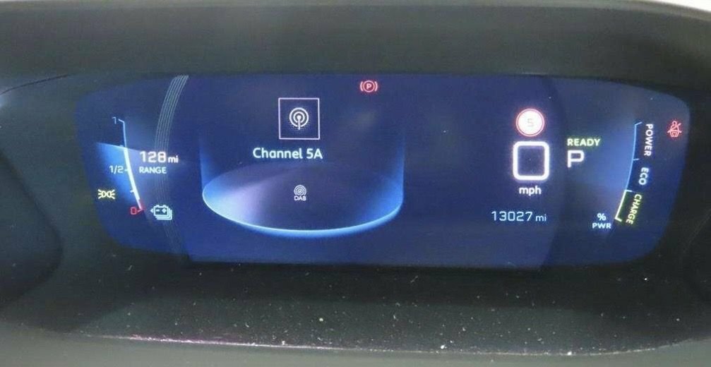 Peugeot e-2008 Suv Grey #3