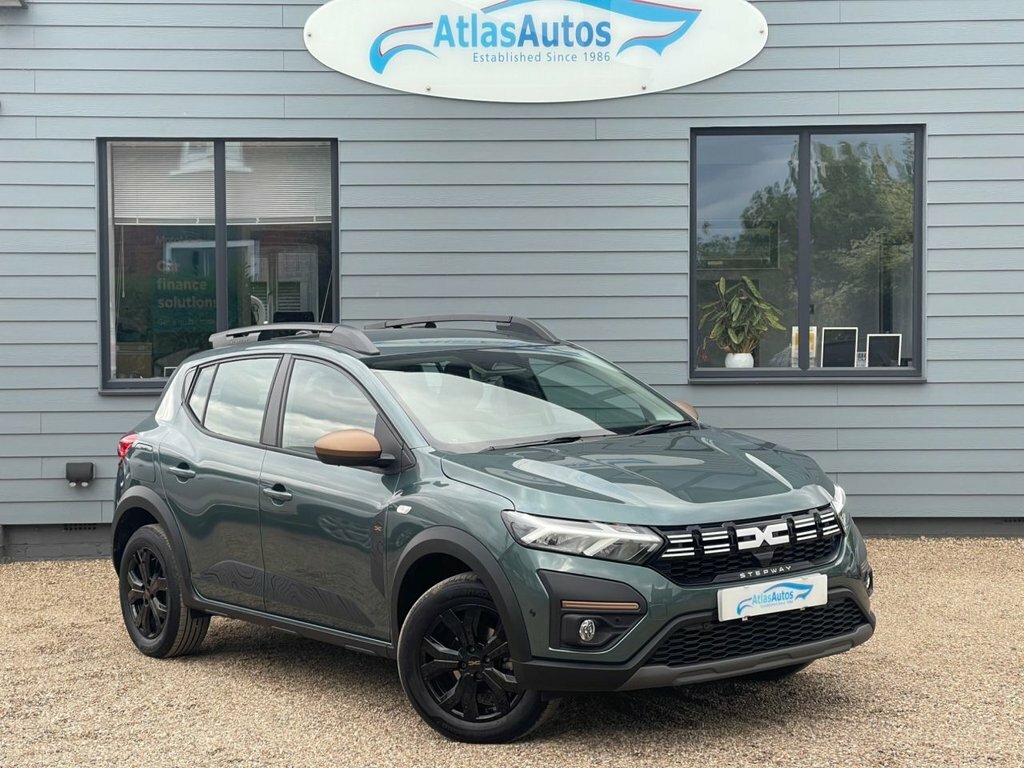 Dacia Sandero Stepway 1L Extreme Green