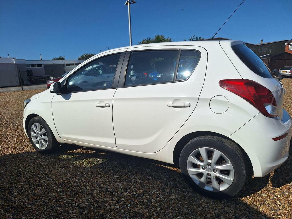Hyundai I20 1.2 Active Euro 5 White
