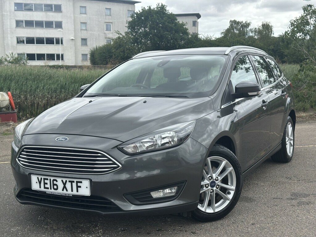 Ford Focus 1.0 T Ecoboost Zetec Grey