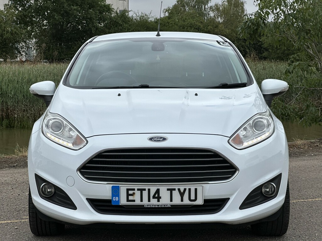 Ford Fiesta 1.0 T Ecoboost Titanium White #2