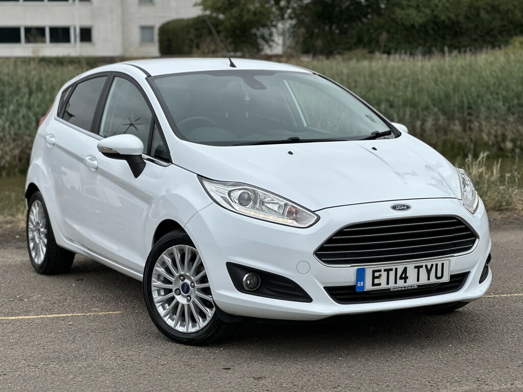 Ford Fiesta 1.0 T Ecoboost Titanium White