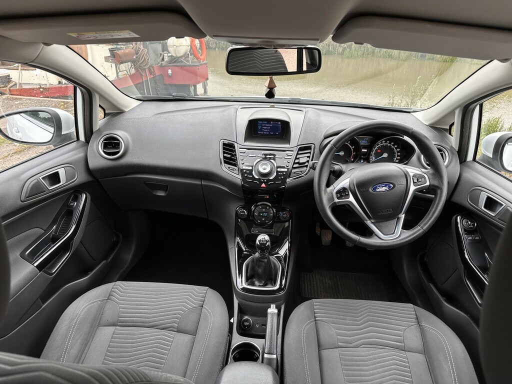Ford Fiesta 1.0 T Ecoboost Titanium White #4
