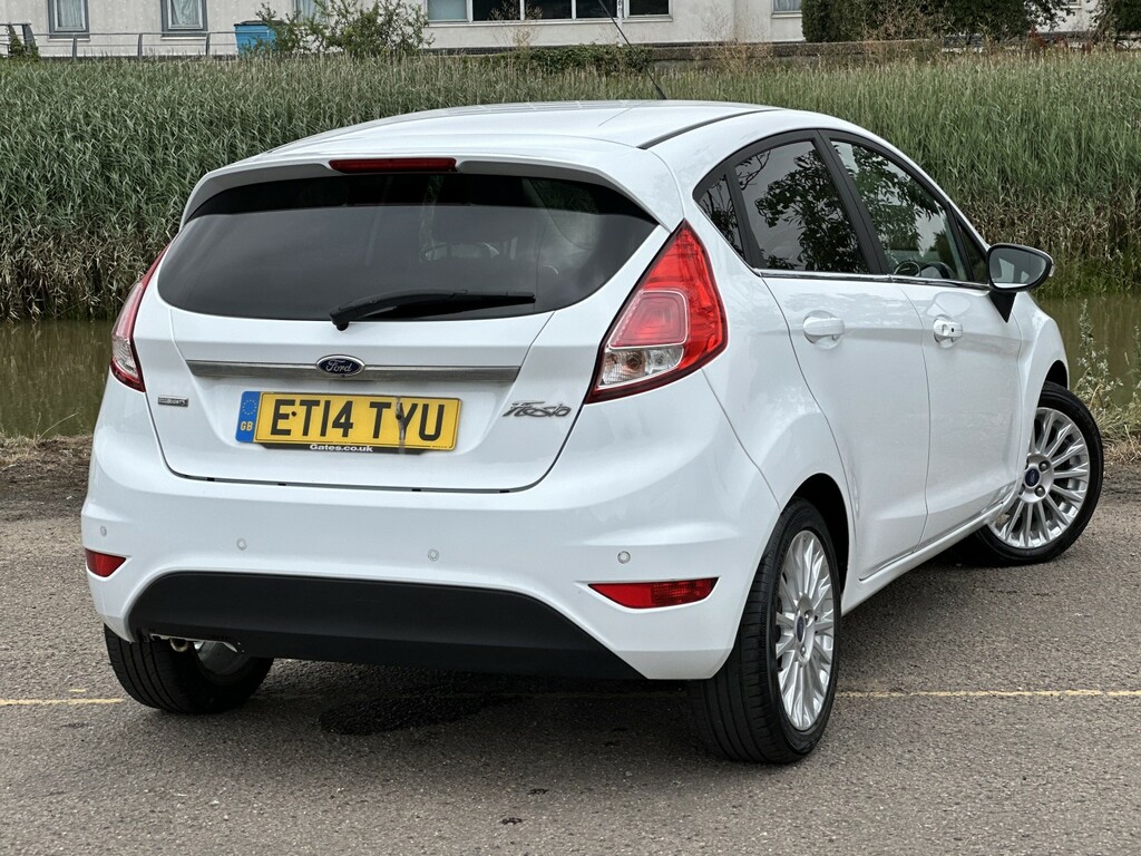Ford Fiesta 1.0 T Ecoboost Titanium White #6