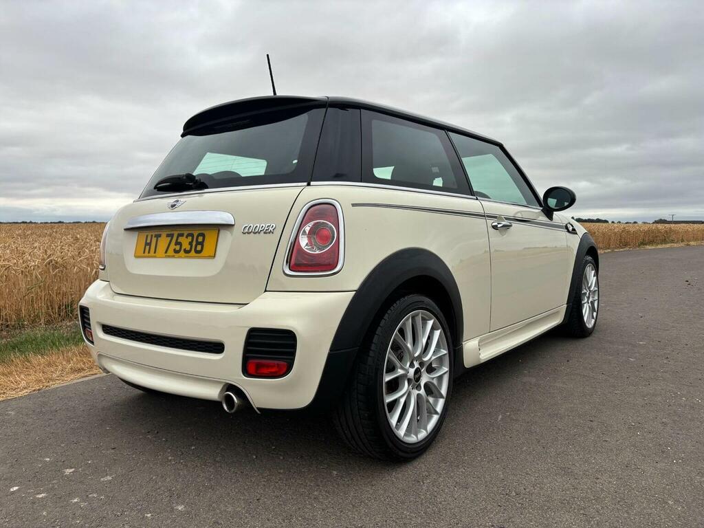 Mini Hatch 1.6 Cooper Euro 5 Ss White #2