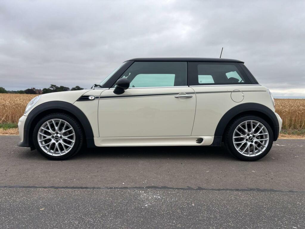 Mini Hatch 2013 1.6 Cooper Suv Euro 5 Ss White #21