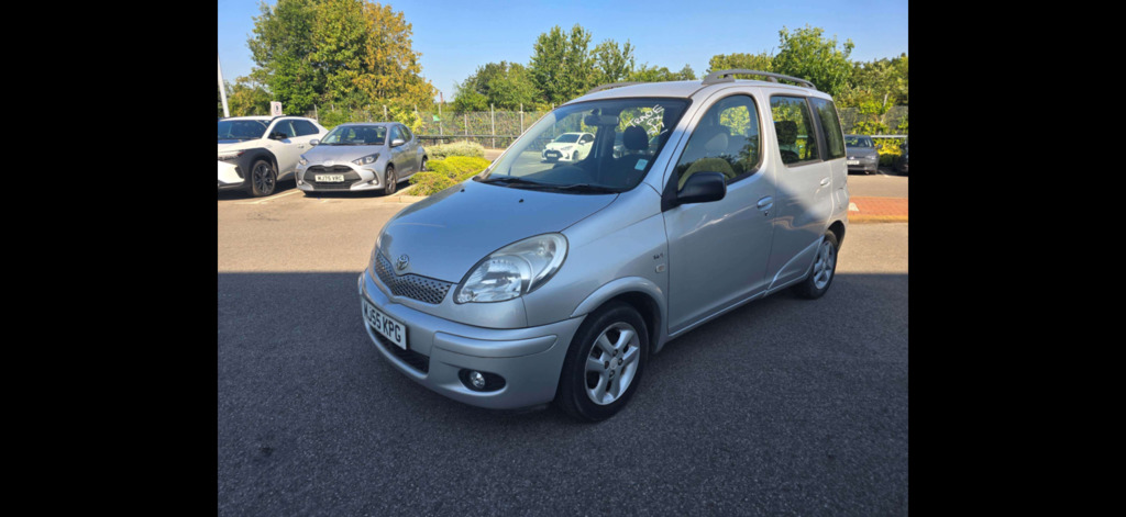 Toyota Verso 1.3 Vvt-i T Spirit 200555 Silver