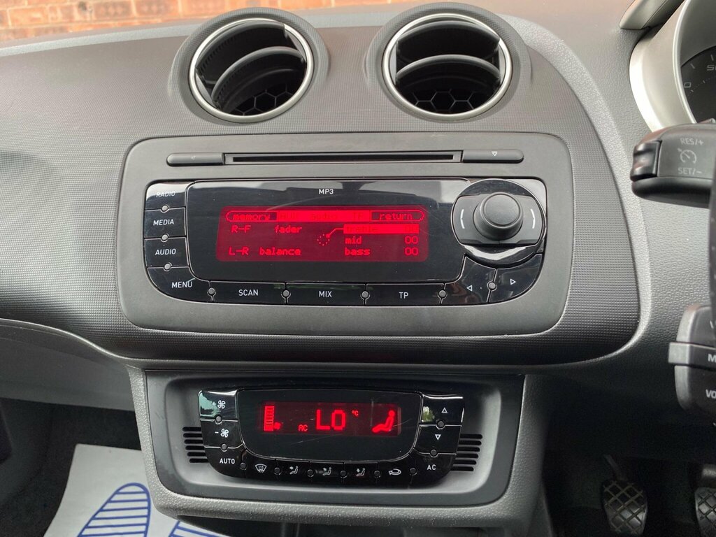 Seat Ibiza 1.4 16V Se Copa Sport Coupe Euro 5 Red #37