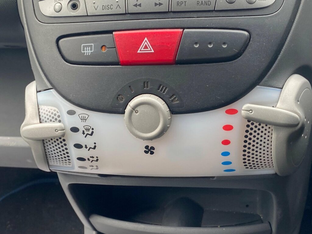 Citroen C1 Vtr Only 47000 Miles Road Tax Only 20 A Year Red #30