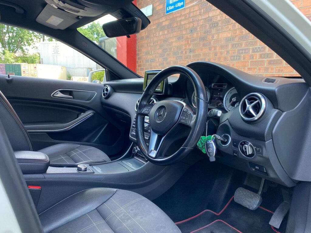 Mercedes-Benz A Class A180 Cdi Blueefficiency Se White #26