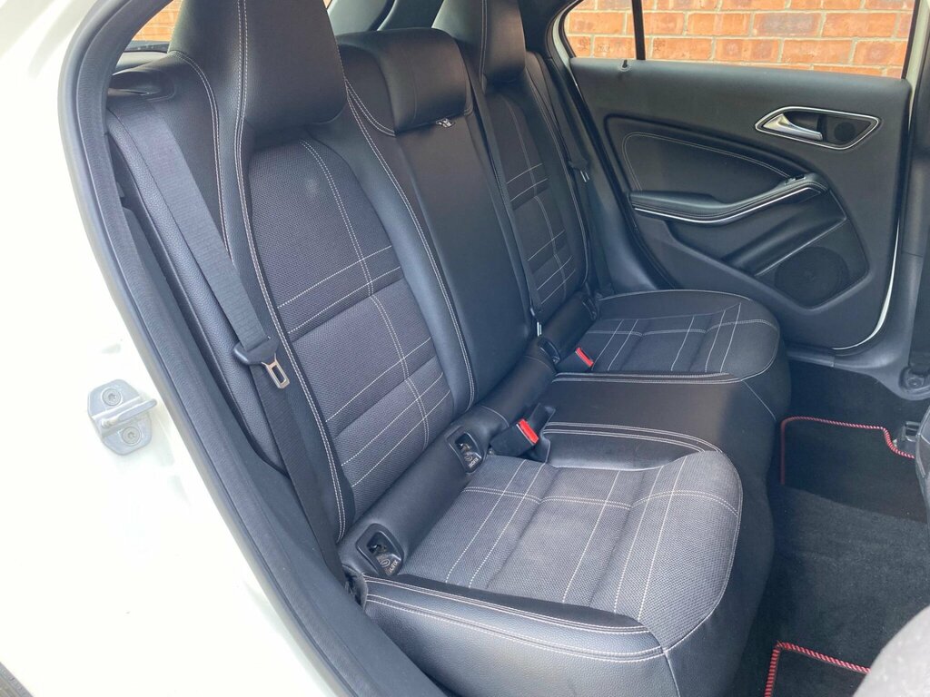 Mercedes-Benz A Class A180 Cdi Blueefficiency Se White #12