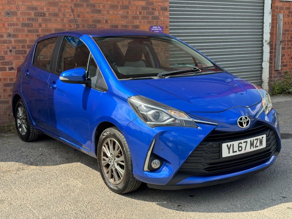 Toyota Yaris 1.5 Vvt-i Icon Tech Euro 6 YL67MZW Blue #4
