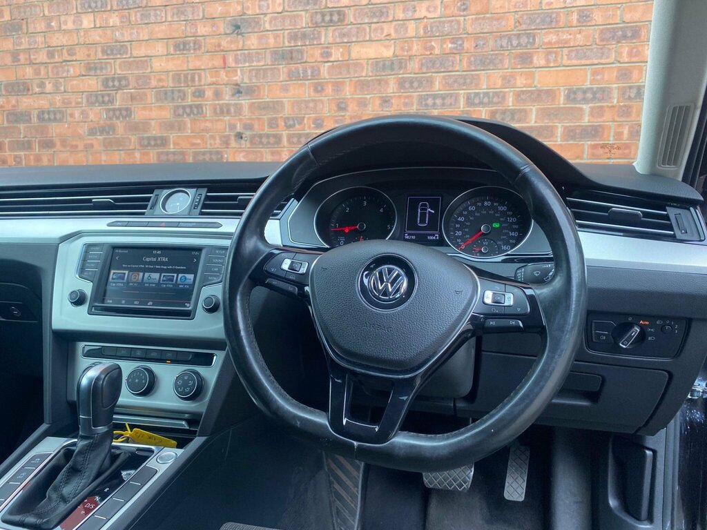 Volkswagen Passat 2.0L Gt Tdi Bluemotion Technology Dsg 148 Bhp Black #27