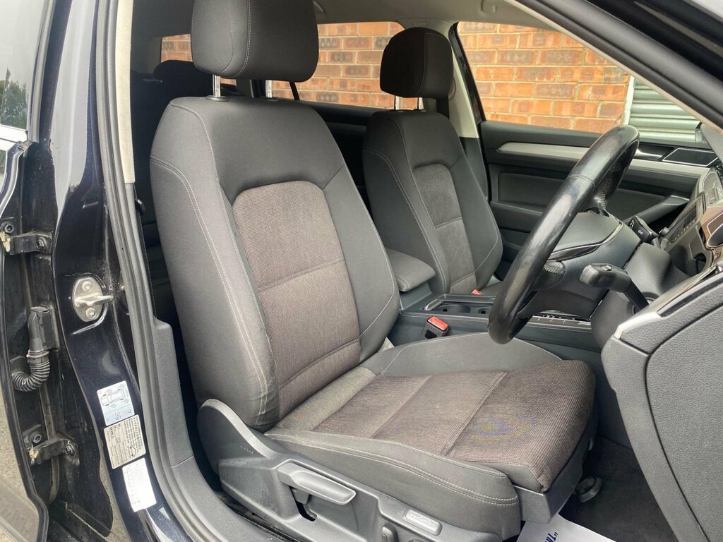 Volkswagen Passat 2.0L Gt Tdi Bluemotion Technology Dsg 148 Bhp Black #10