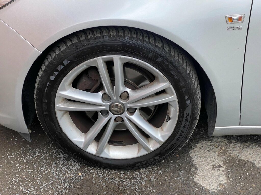 Vauxhall Insignia Hatchback 2.0 Cdti Exclusiv Euro 5 2011 Silver #45