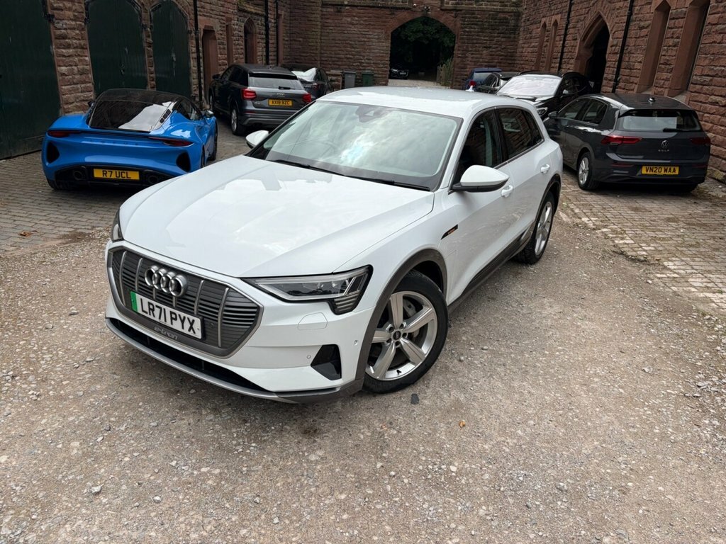Audi E-tron 50 Technik Suv Quattro 71.2Kwh LR71PYX White #2