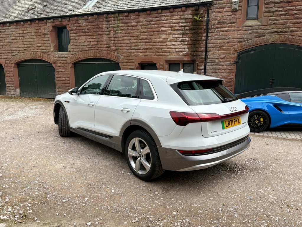 Audi E-tron 50 Technik Suv Quattro 71.2Kwh LR71PYX White #5