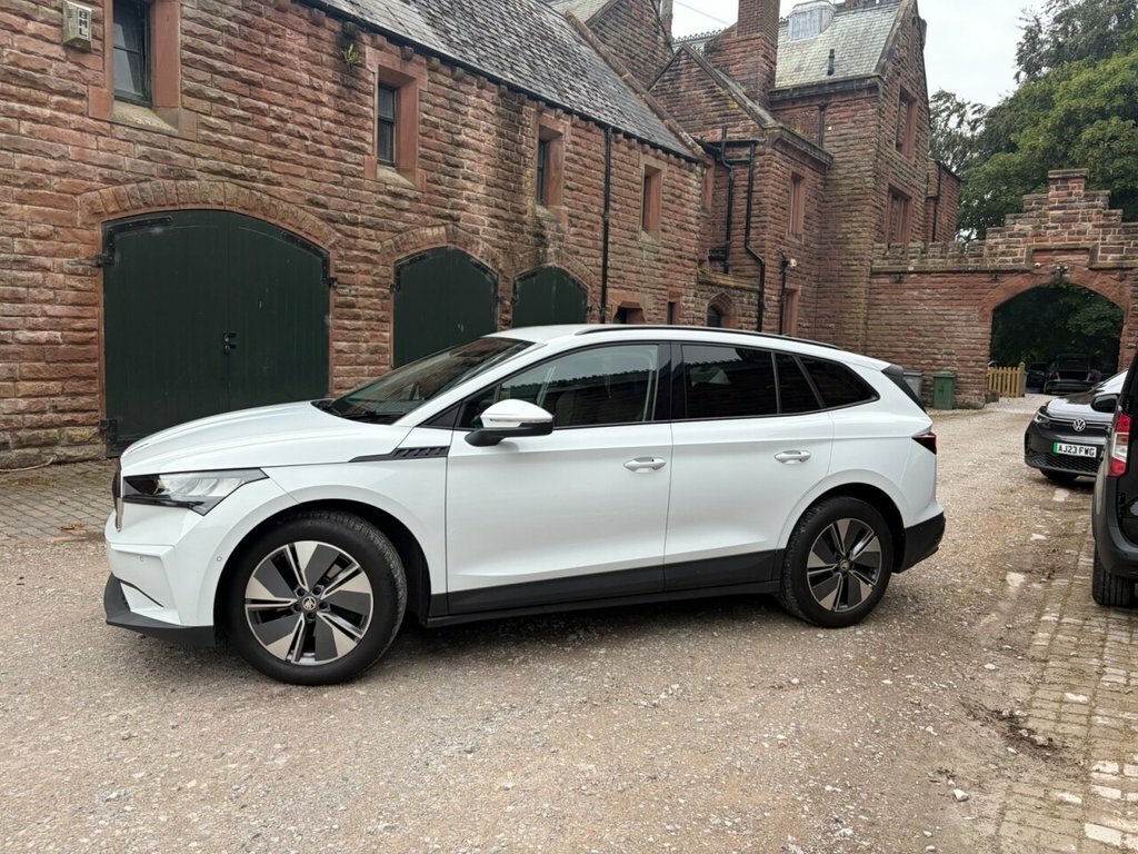 Skoda ENYAQ Iv 62Kwh 60 Suv Dc120kw 179 P White #4