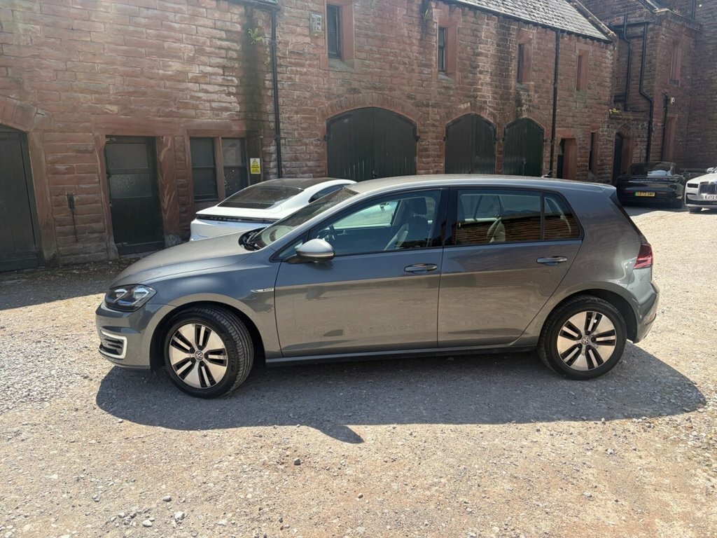 Volkswagen e-Golf 35.8Kwh E-golf Hatchback 136 Ps Grey #2