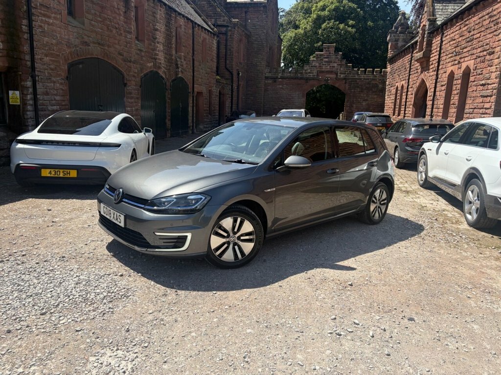 Volkswagen e-Golf 35.8Kwh E-golf Hatchback 136 Ps Grey #3